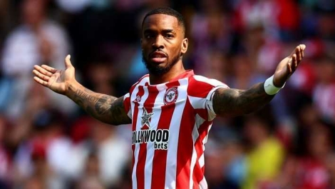 Игрок АПЛ ставил против своего клуба, когда не выходил на поле. Его дисквалифицировали на 8 месяцев